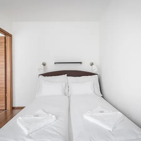 White Cascade Realty * Budapest