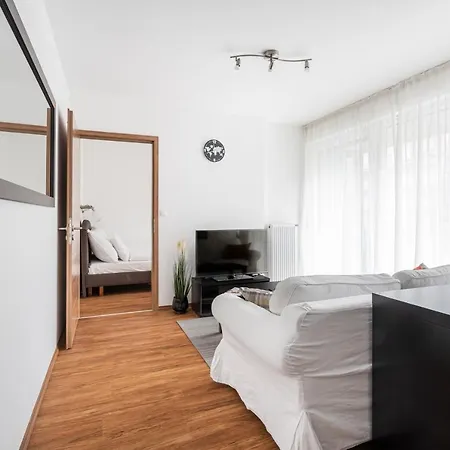 Apartment White Cascade Realty